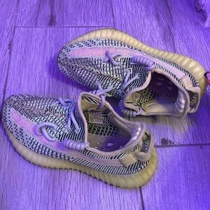 Yeezy Boost 350 V2 ‘Yeezreel Non-Reflective’